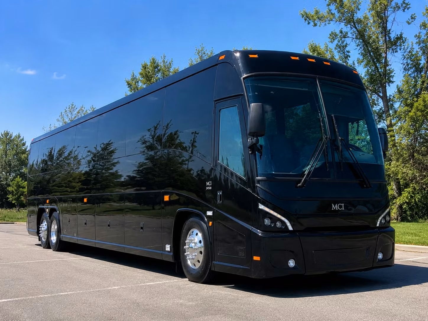 minibus rentals in greeley keep smaller prom groups comfortable and together